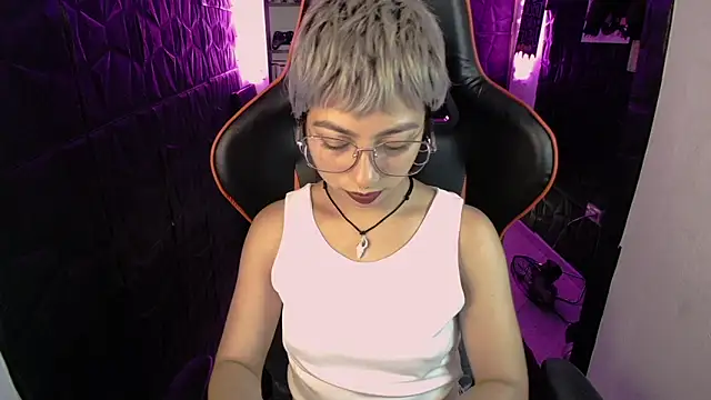 lunarichy22 online show from 20, 2, 2026