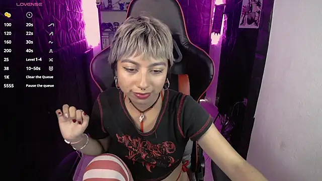 lunarichy22 online show from 27, 2, 2026