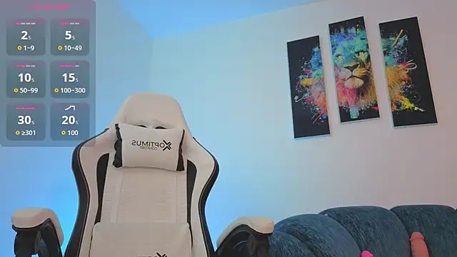 Snapshot of Violet_Jhonson chatting on 7, 10, 2025 Violet Jhonson online show from 7, 10, 2025