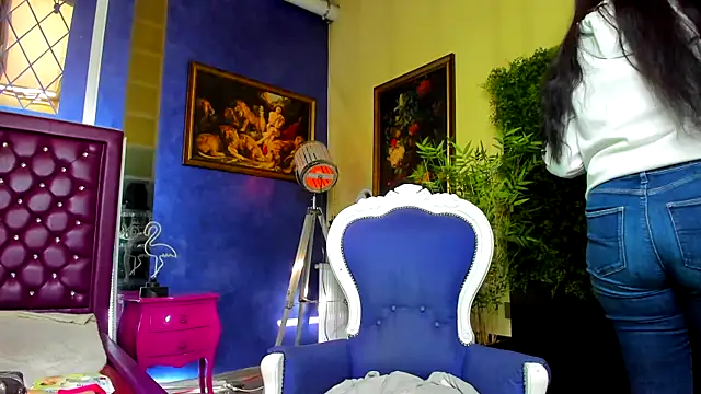 nicolepalmer online show from 22, 4, 2026