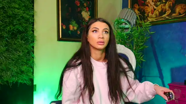 Snapshot of nicolepalmer chatting on 8, 10, 2025 nicolepalmer online show from 8, 10, 2025