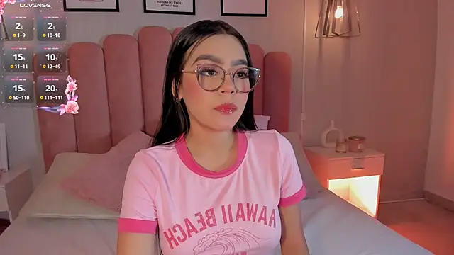 mara swan  online show from 19, 12, 2025