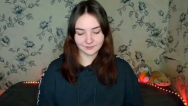 OliviaMontgommery online show from 7, 2, 2026