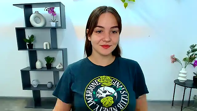 OliviaMontgommery online show from 17, 10, 2025