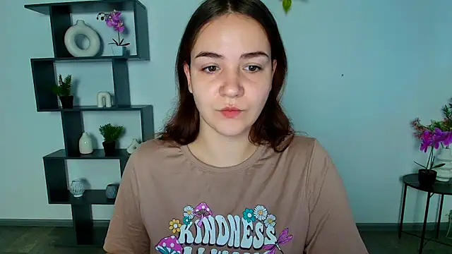 OliviaMontgommery online show from 19, 11, 2025