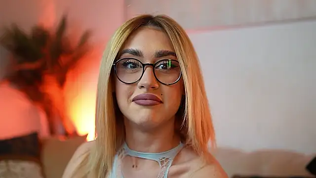 AileenKiss online show from 8, 2, 2026