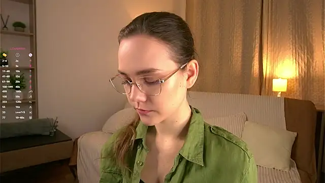 SweetSaraPie online show from 19, 4, 2026