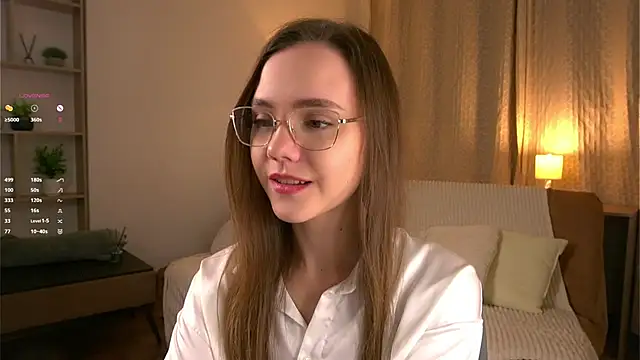 SweetSaraPie online show from 8, 4, 2026