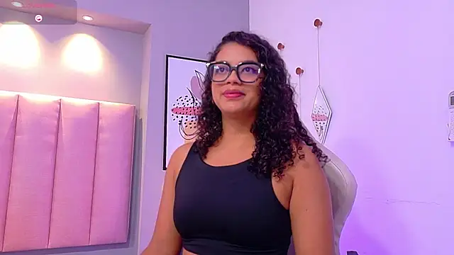 CamilaLevy online show from 6, 11, 2025