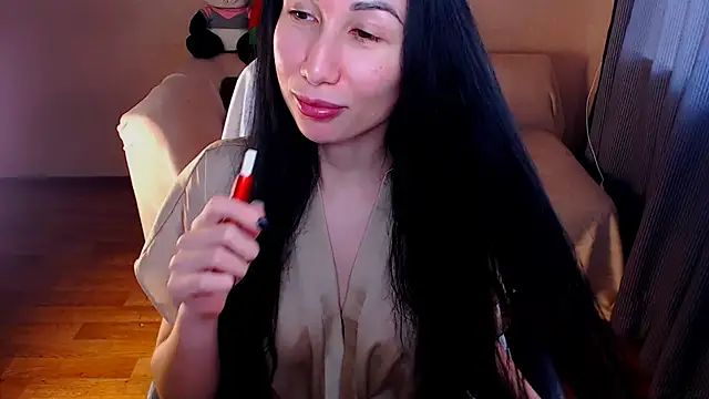 Snapshot of Fairy_elya_hot chatting on 5, 11, 2025 Fairy elya hot online show from 5, 11, 2025