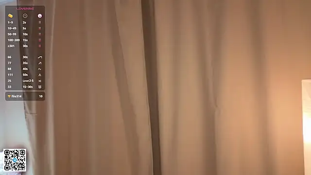 Snapshot of EuniceRaymundo chatting on 17, 10, 2025 EuniceRaymundo online show from 17, 10, 2025