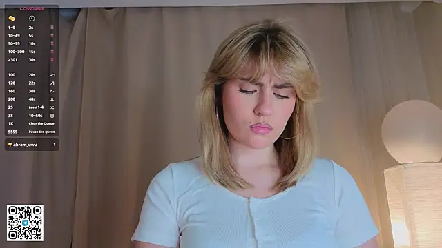 Snapshot of EuniceRaymundo chatting on 18, 11, 2025 EuniceRaymundo online show from 18, 11, 2025