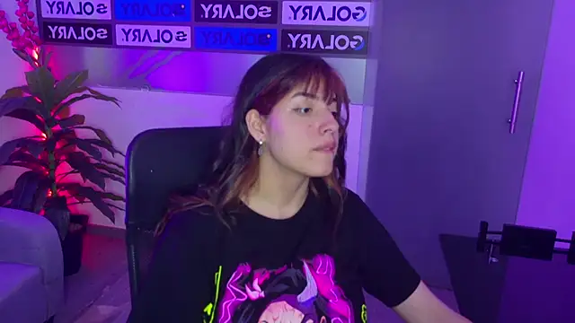 Snapshot of Violetta_Swett_ chatting on 18, 11, 2025 Violetta Swett online show from 18, 11, 2025