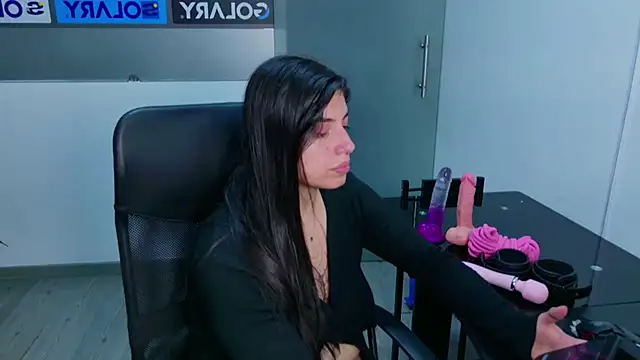 Snapshot of Violetta_Swett_ chatting on 1, 11, 2025 Violetta Swett online show from 1, 11, 2025