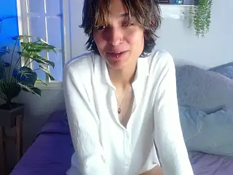 noellee   online show from 5, 10, 2025