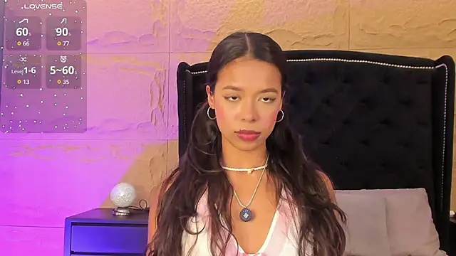 naomi hill1 online show from 20, 11, 2025