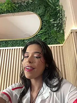 naomi hill1 online show from 13, 6, 2026