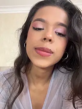 naomi hill1 online show from 18, 4, 2026