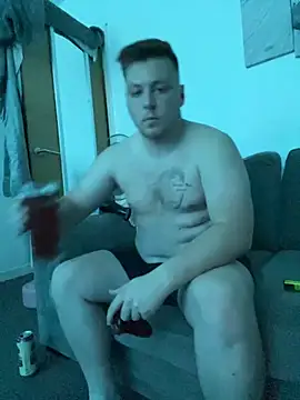 Youngsmoothplays12 online show from 8, 10, 2025