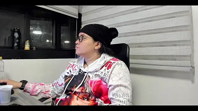 Xander Taylor  online show from 16, 10, 2025