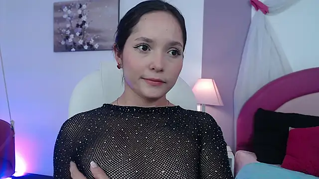 Suzy1  online show from 12, 4, 2026