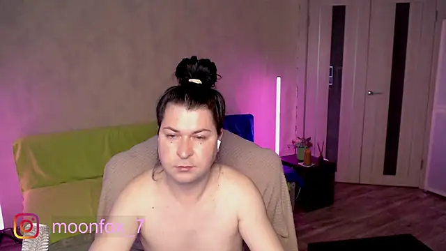 Snapshot of micromouse_mo chatting on 8, 5, 2026 micromouse mo online show from 8, 5, 2026