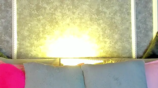  victoriaa  lois online show from 18, 11, 2025