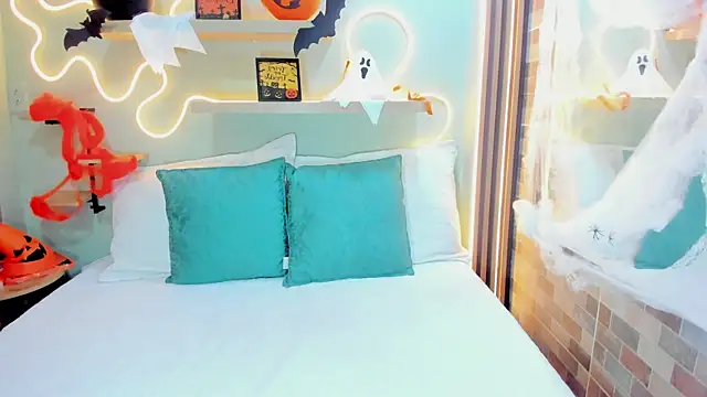 Snapshot of Anie_Rous chatting on 26, 10, 2025 Anie Rous online show from 26, 10, 2025