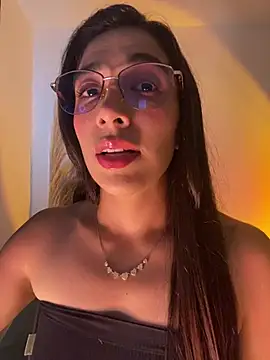 Snapshot of SabrinaEvanss_ chatting on 12, 6, 2026 SabrinaEvanss online show from 12, 6, 2026