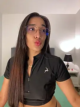 SabrinaEvanss  online show from 19, 5, 2026