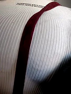 shannon kinne  online show from 22, 12, 2025