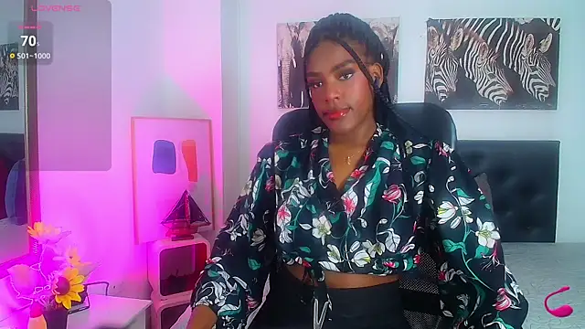 PaulinaEbony online show from 7, 10, 2025
