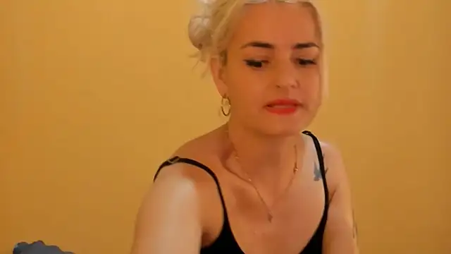 lili latina47 online show from 6, 3, 2026