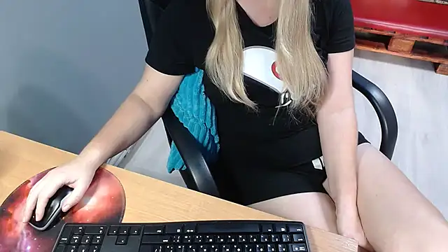 Ledi Catherin online show from 23, 11, 2025