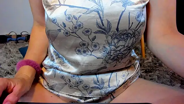 Velourmuse online show from 27, 10, 2025