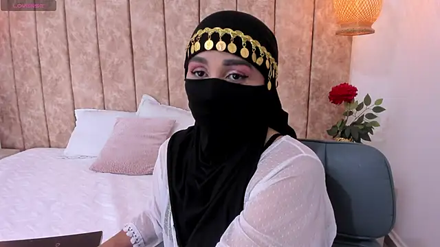  alishaa c online show from 9, 11, 2025