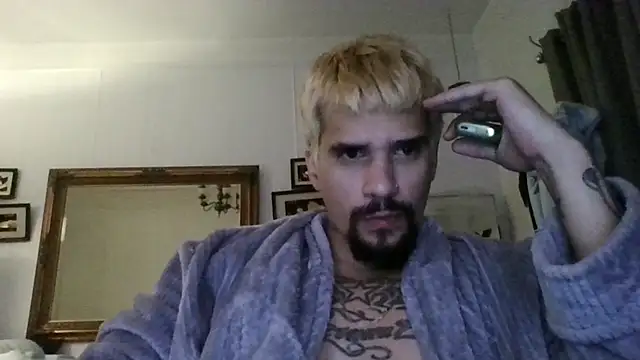 Fernan23093 online show from 3, 10, 2025