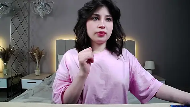 DianaMello online show from 11, 11, 2025