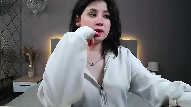 DianaMello online show from 6, 11, 2025