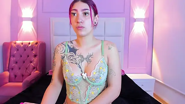 ZammyRossee online show from 10, 2, 2026