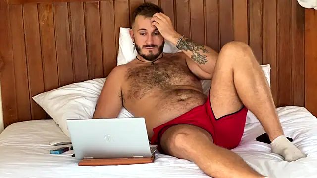 mrmaxiy online show from 4, 6, 2026