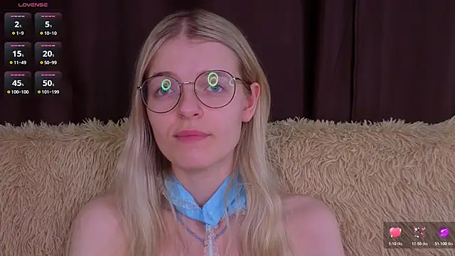 MonicaShiny online show from 10, 11, 2025