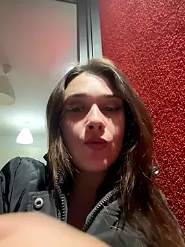 MayaVonDe online show from 18, 11, 2025