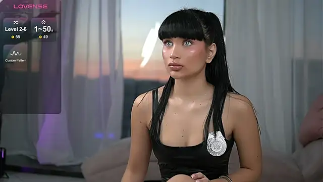 MysticLayla online show from 31, 10, 2025