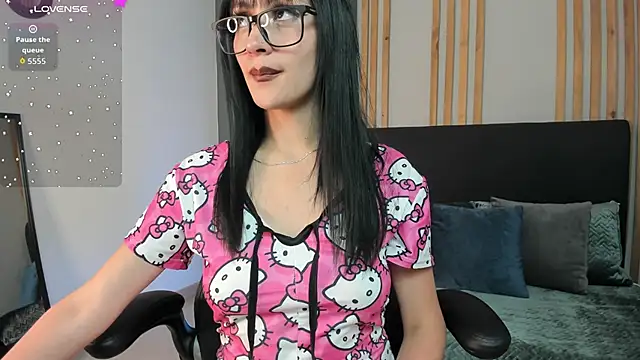 Snapshot of Lisie_tigth chatting on 15, 10, 2025 Lisie tigth online show from 15, 10, 2025