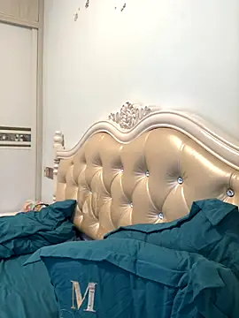 Mile-m online show from 16, 11, 2025