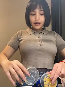 eee79bbb online show from 22, 4, 2026