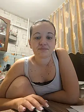 Snapshot of Lorie_Jillian chatting on 6, 10, 2025 Lorie Jillian online show from 6, 10, 2025