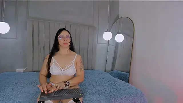 Snapshot of ROSA_PINKY chatting on 5, 10, 2025 ROSA PINKY online show from 5, 10, 2025
