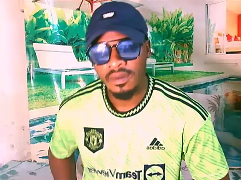 Snapshot of EbonyTiger69 chatting on 3, 11, 2025 EbonyTiger69 online show from 3, 11, 2025